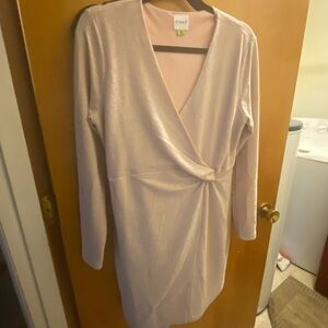 Serra Cream Long Sleeve Sheath Dress with V-Neck for Cocktail